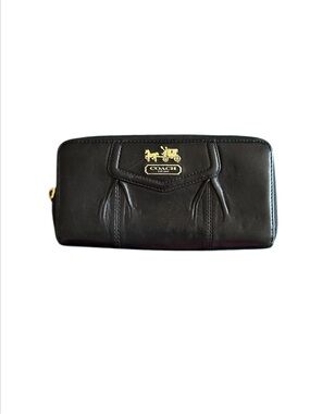Coach Madison Leather Accordion Wallet in Black